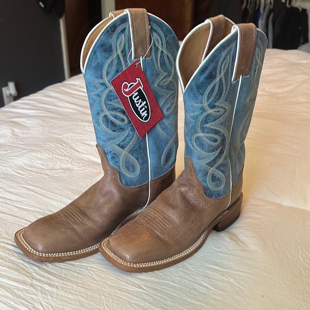 Justin Boots Blue and Brown Leather Western Boots